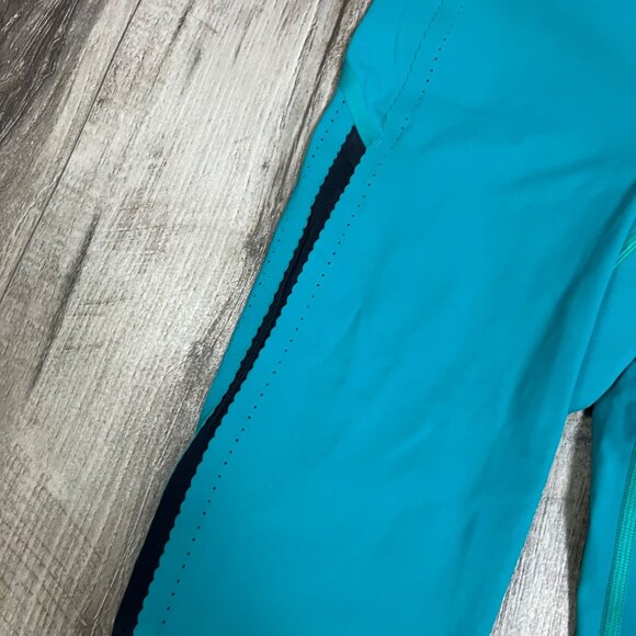 Lululemon Athletic Smooth Stride Crop Yoga Pants Viridian Black Women’s Size 4 - Picture 4 of 9